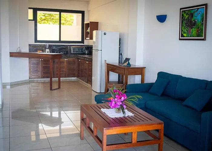 Ocean View Apartment *