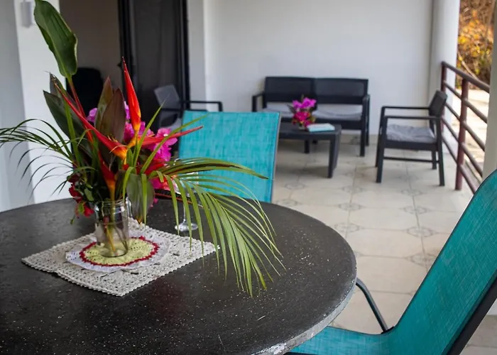 Ocean View Apartment *